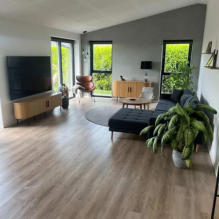Modern Just Outside Of Roskilde Vila